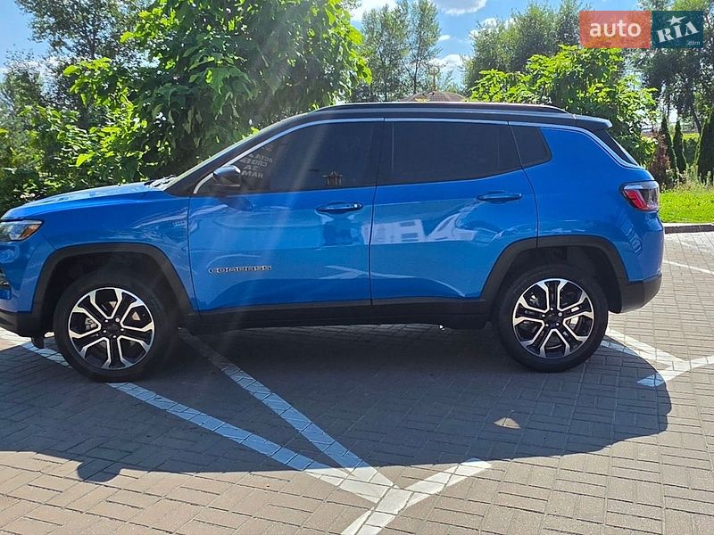 Внедорожник / Кроссовер Jeep Compass 2022 в Киеве