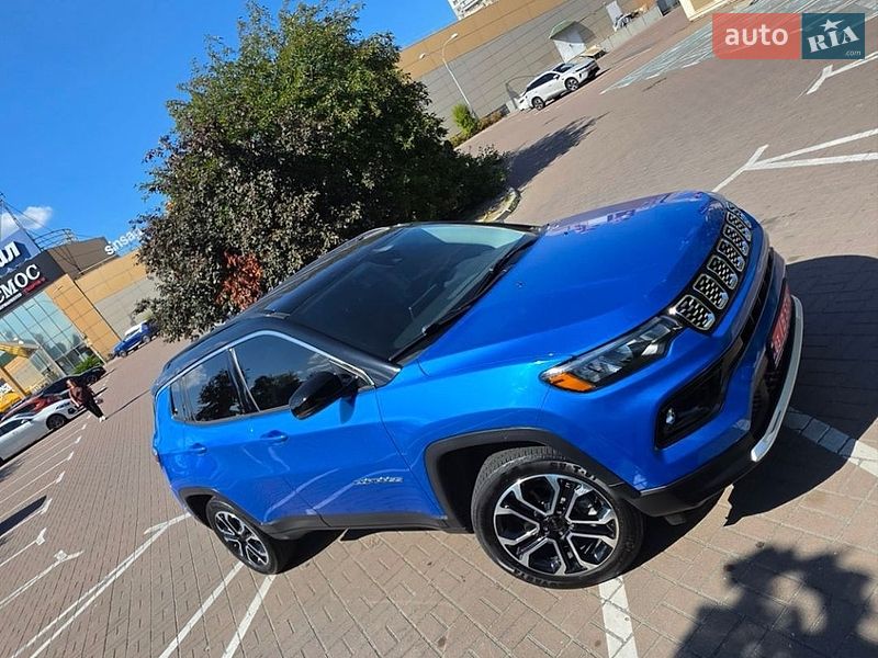 Внедорожник / Кроссовер Jeep Compass 2022 в Киеве