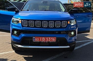 Внедорожник / Кроссовер Jeep Compass 2022 в Киеве