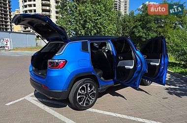 Внедорожник / Кроссовер Jeep Compass 2022 в Киеве