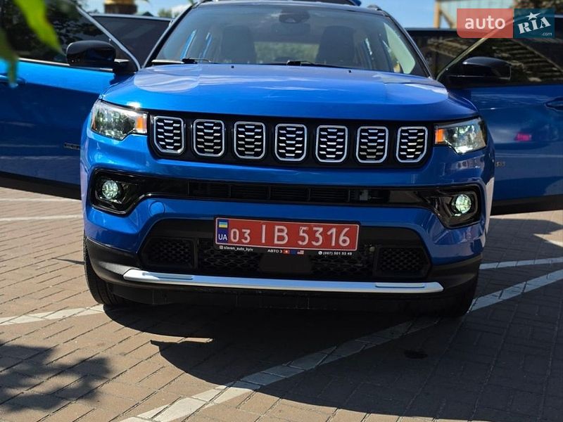 Внедорожник / Кроссовер Jeep Compass 2022 в Киеве