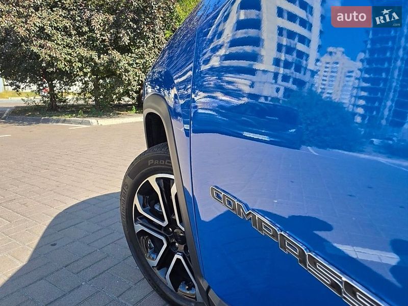 Внедорожник / Кроссовер Jeep Compass 2022 в Киеве