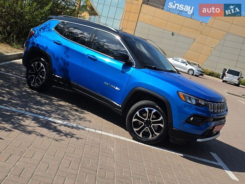Внедорожник / Кроссовер Jeep Compass 2022 в Киеве