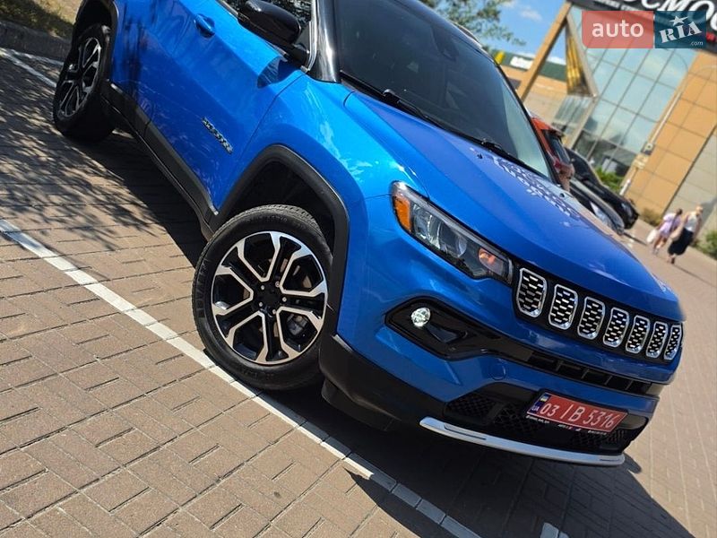 Внедорожник / Кроссовер Jeep Compass 2022 в Киеве