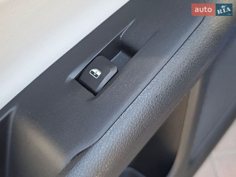 Внедорожник / Кроссовер Jeep Compass 2022 в Киеве