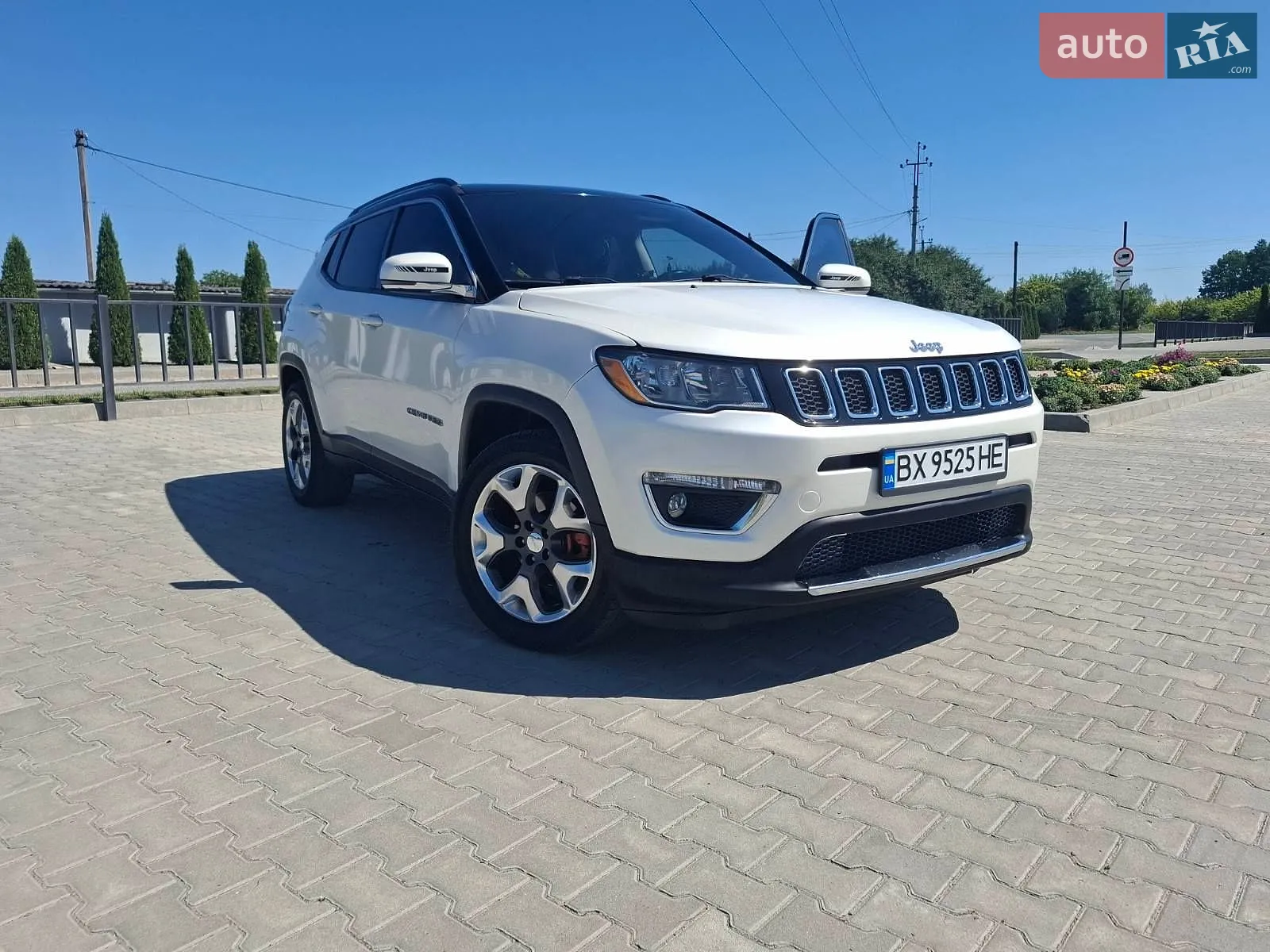 2017 Jeep Compass - мініатюра 2