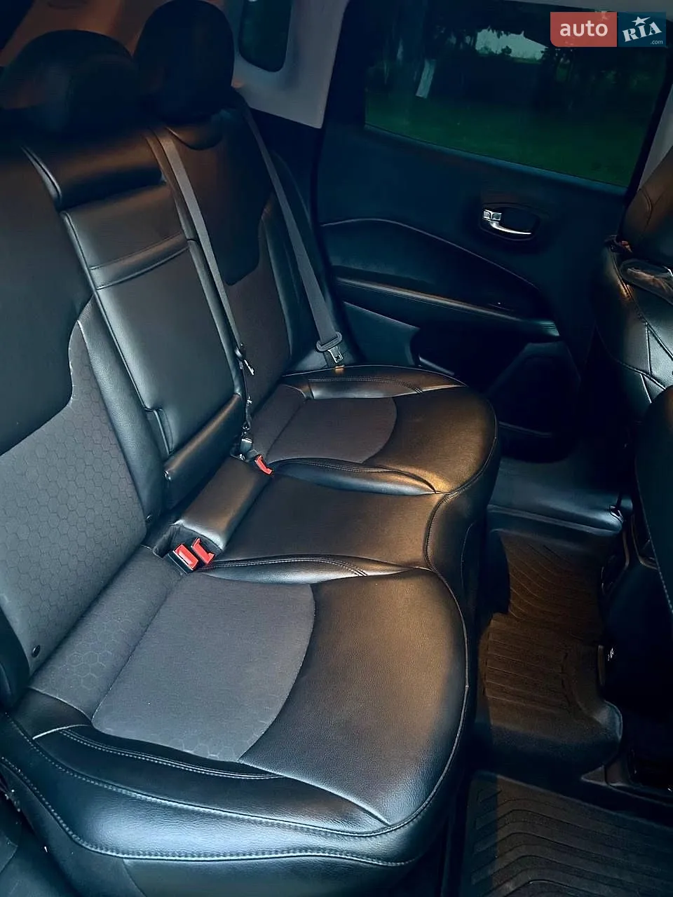 2019 Jeep Compass - мініатюра 9