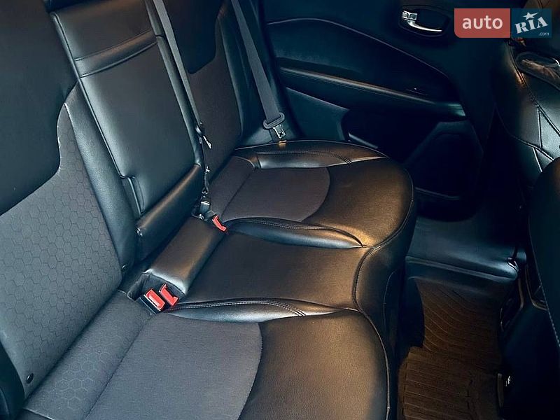 Внедорожник / Кроссовер Jeep Compass 2019 в Львове фото 9 Внедорожник / Кроссовер Jeep Compass 2019 в Львове