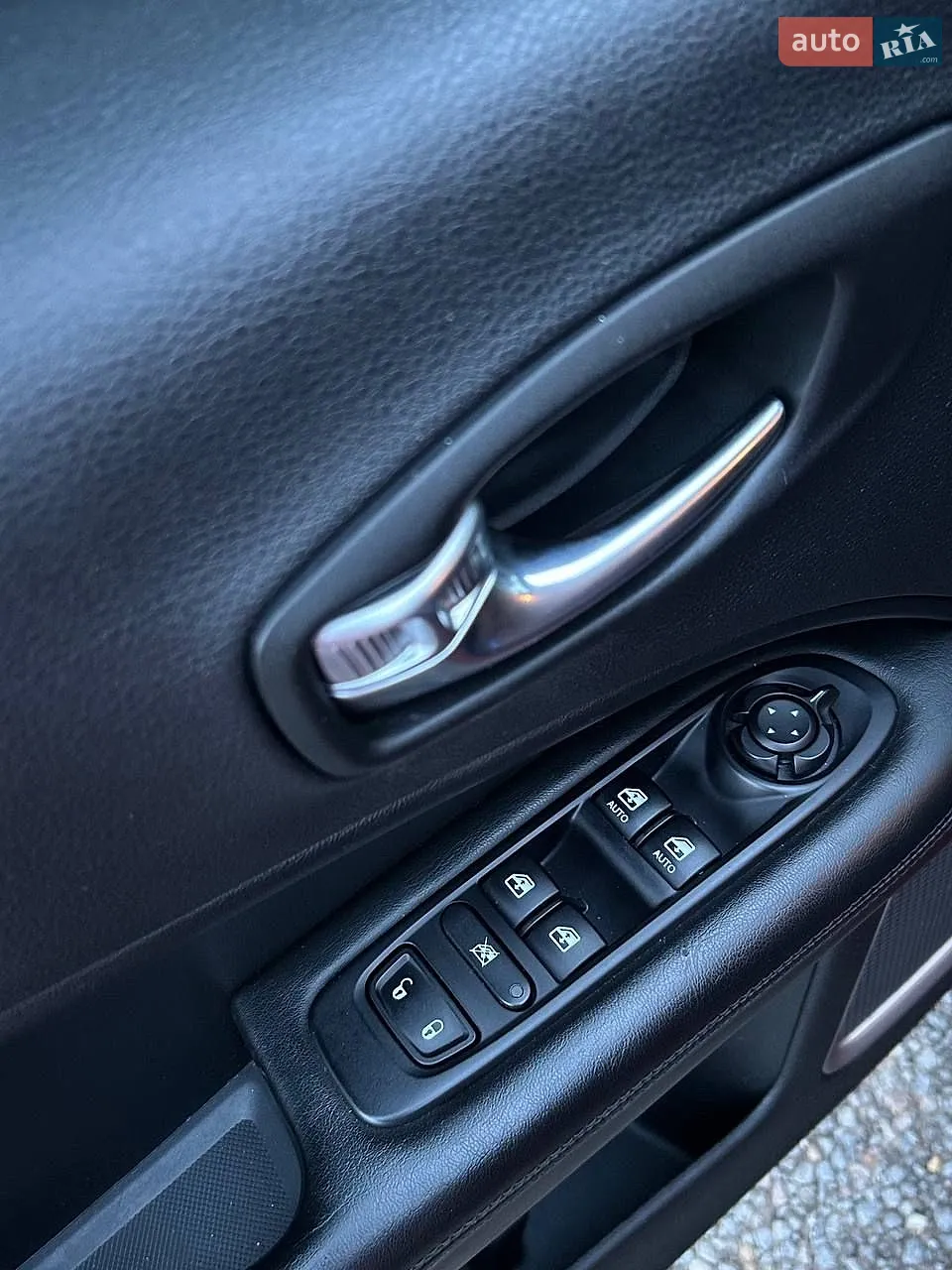 2019 Jeep Compass - мініатюра 10