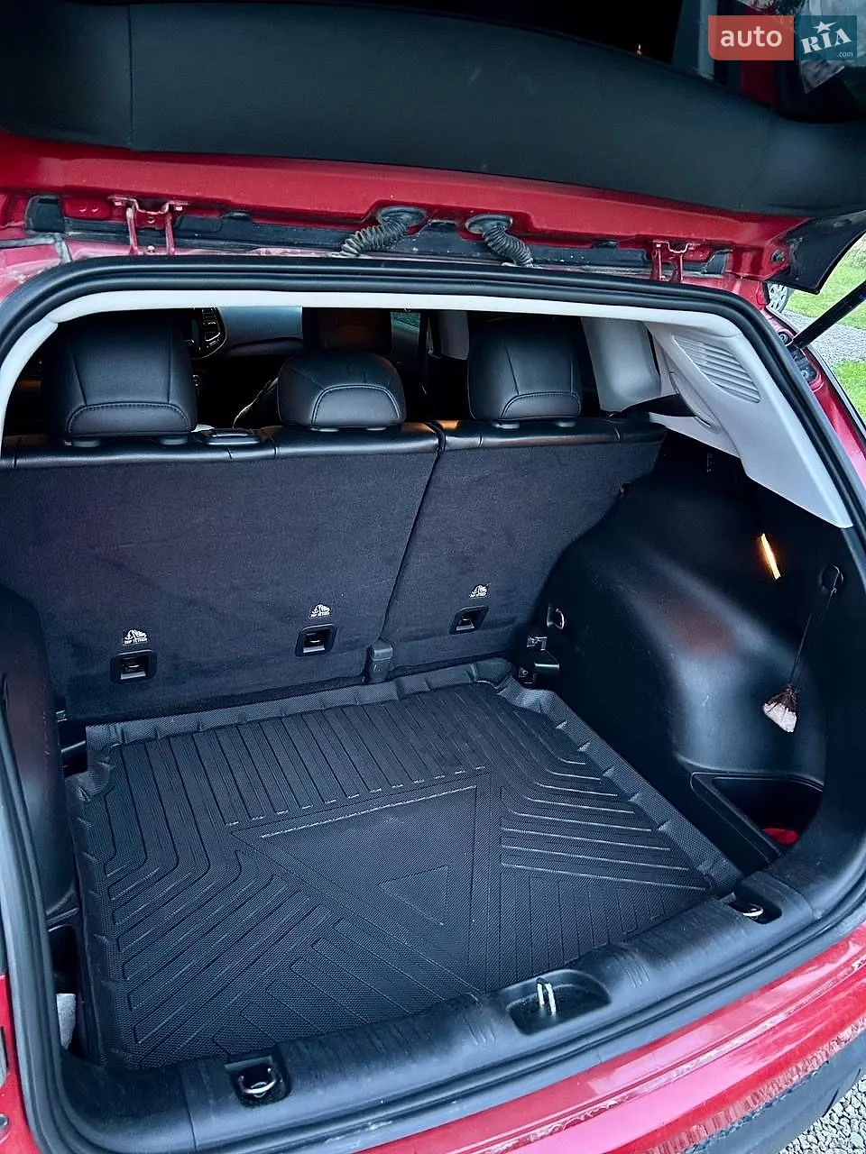 2019 Jeep Compass - мініатюра 12