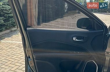 Внедорожник / Кроссовер Jeep Compass 2018 в Харькове