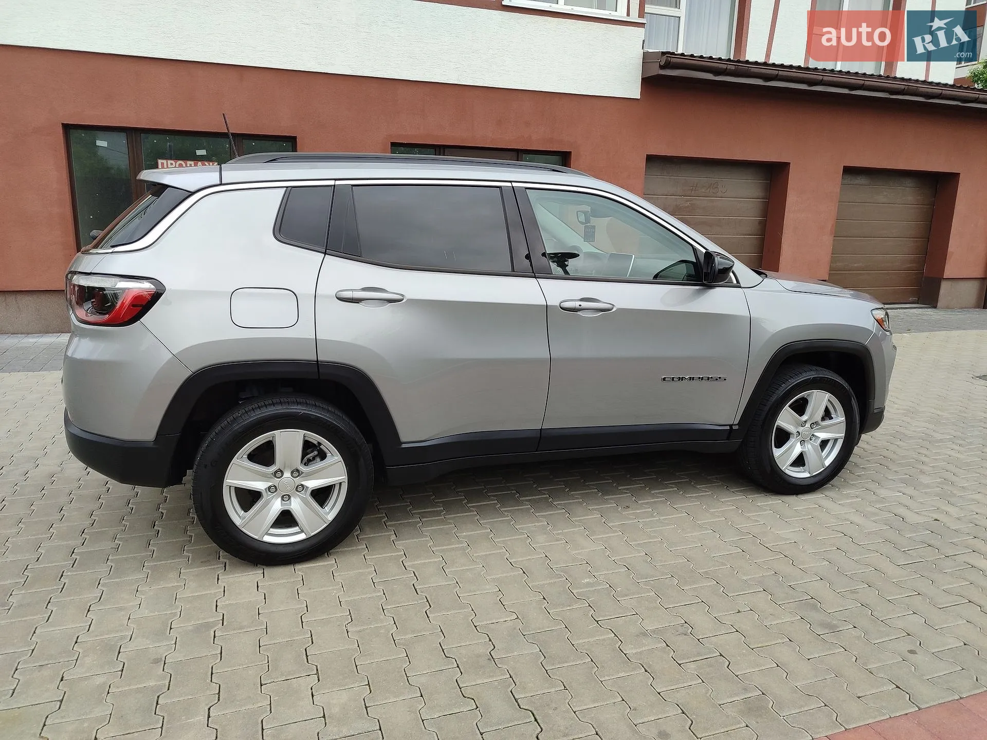 2022 Jeep Compass - мініатюра 9