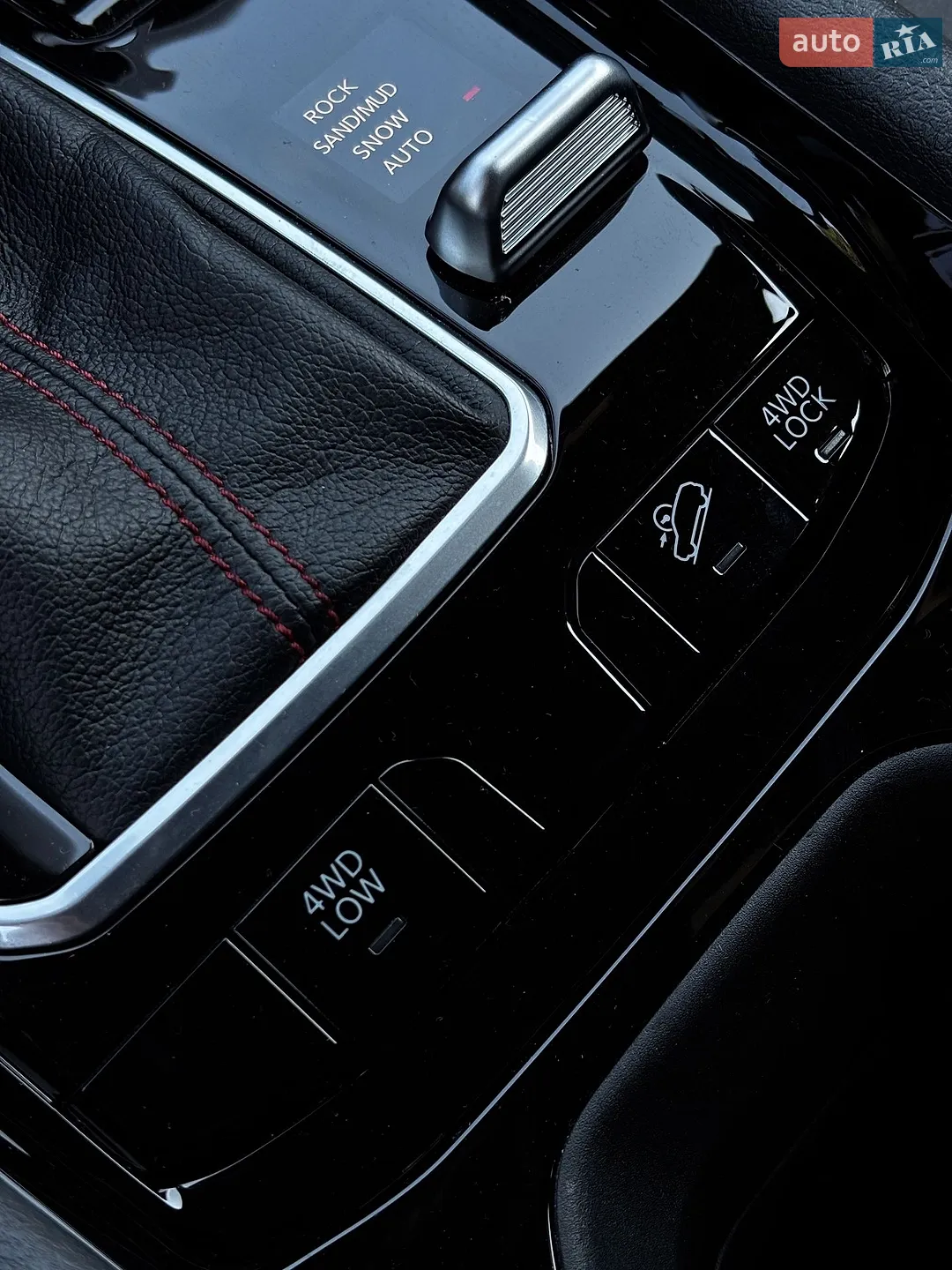 2024 Jeep Compass - мініатюра 38
