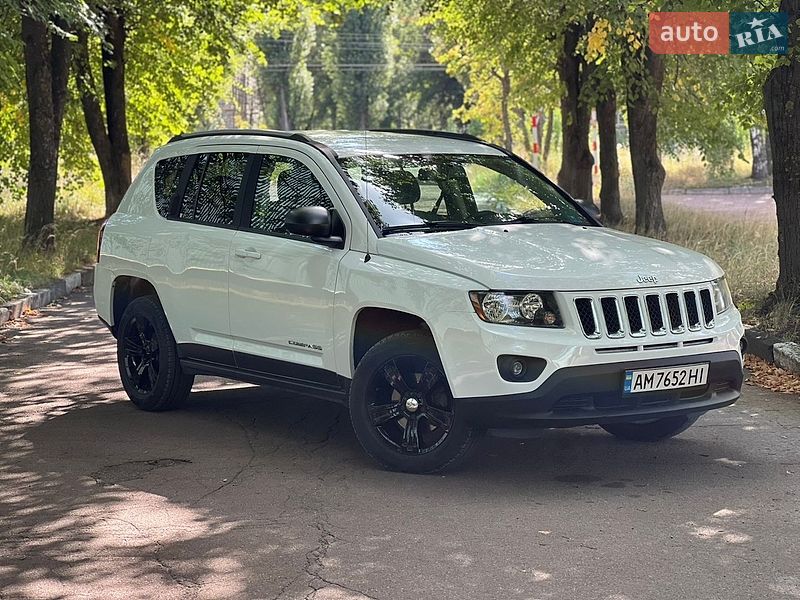 Позашляховик / Кросовер Jeep Compass 2016 в Житомирі фото 2 Позашляховик / Кросовер Jeep Compass 2016 в Житомирі