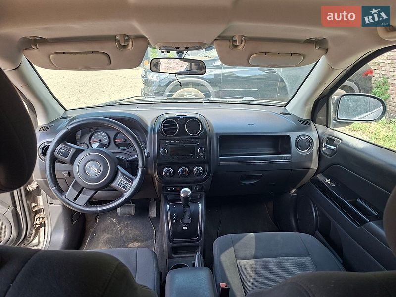 Позашляховик / Кросовер Jeep Compass 2011 в Києві