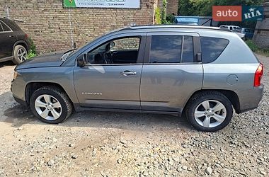 Позашляховик / Кросовер Jeep Compass 2011 в Києві