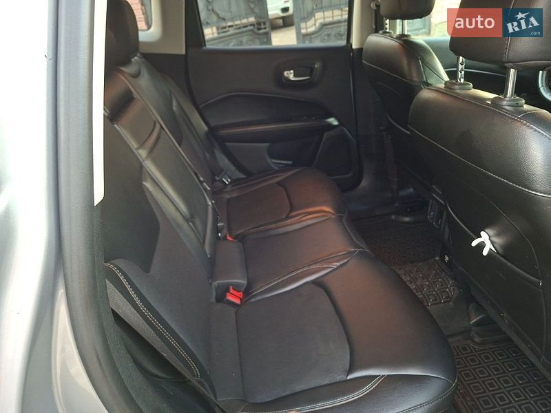 Внедорожник / Кроссовер Jeep Compass 2018 в Черновцах