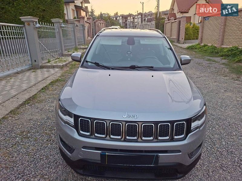 Внедорожник / Кроссовер Jeep Compass 2018 в Черновцах