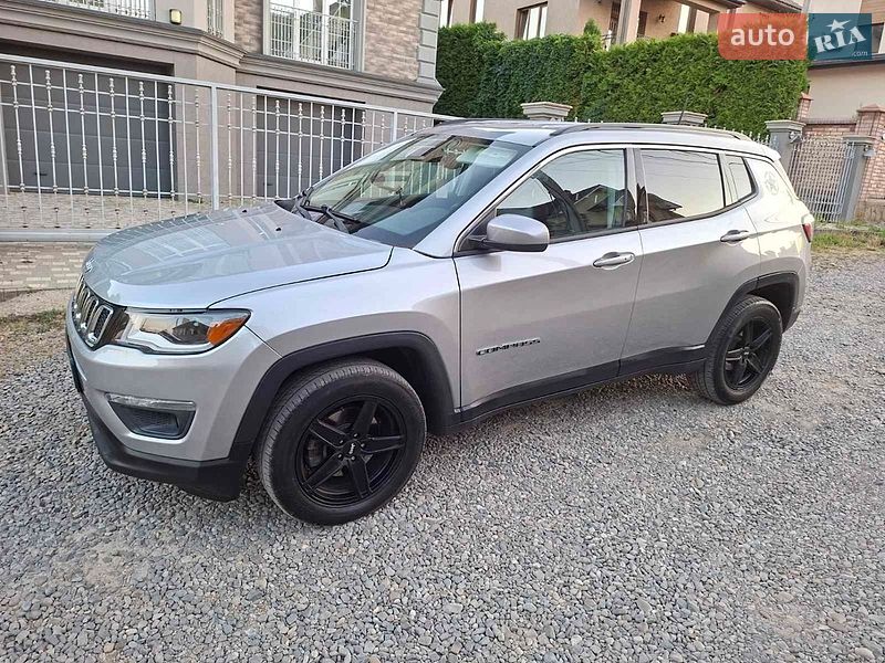 Позашляховик / Кросовер Jeep Compass 2018 в Чернівцях фото 7 Позашляховик / Кросовер Jeep Compass 2018 в Чернівцях