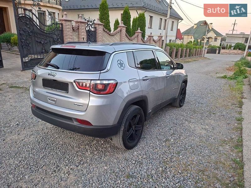 Внедорожник / Кроссовер Jeep Compass 2018 в Черновцах