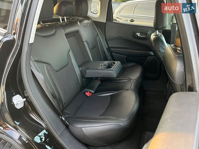 Позашляховик / Кросовер Jeep Compass 2019 в Рівному