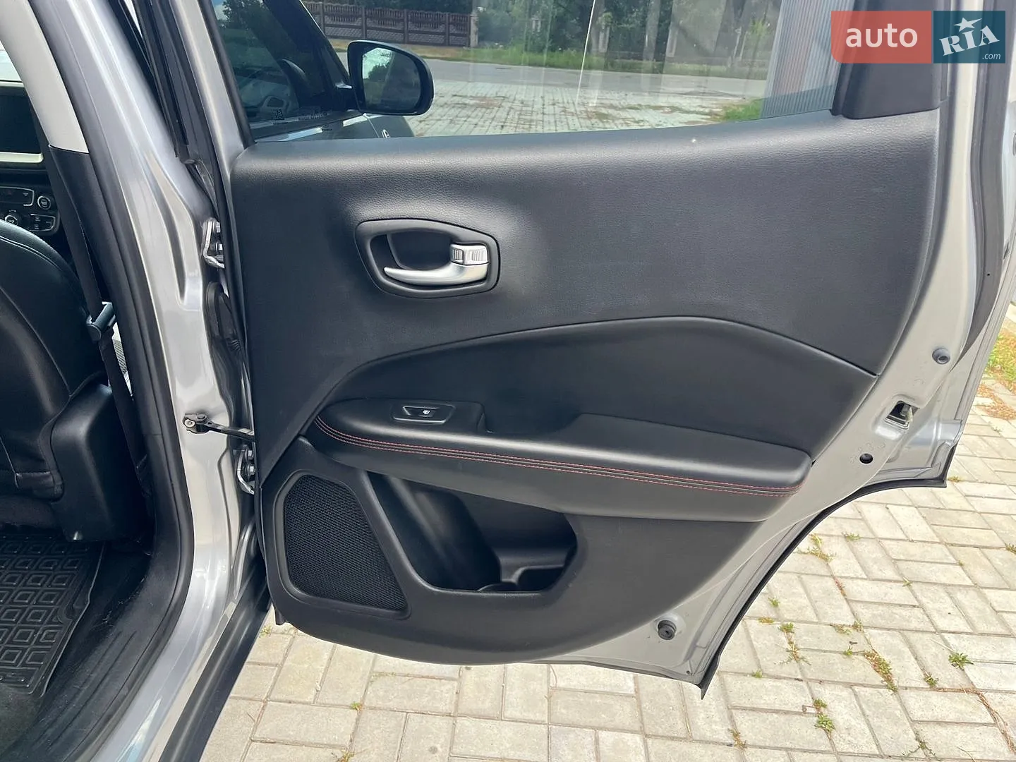 2018 Jeep Compass - мініатюра 23