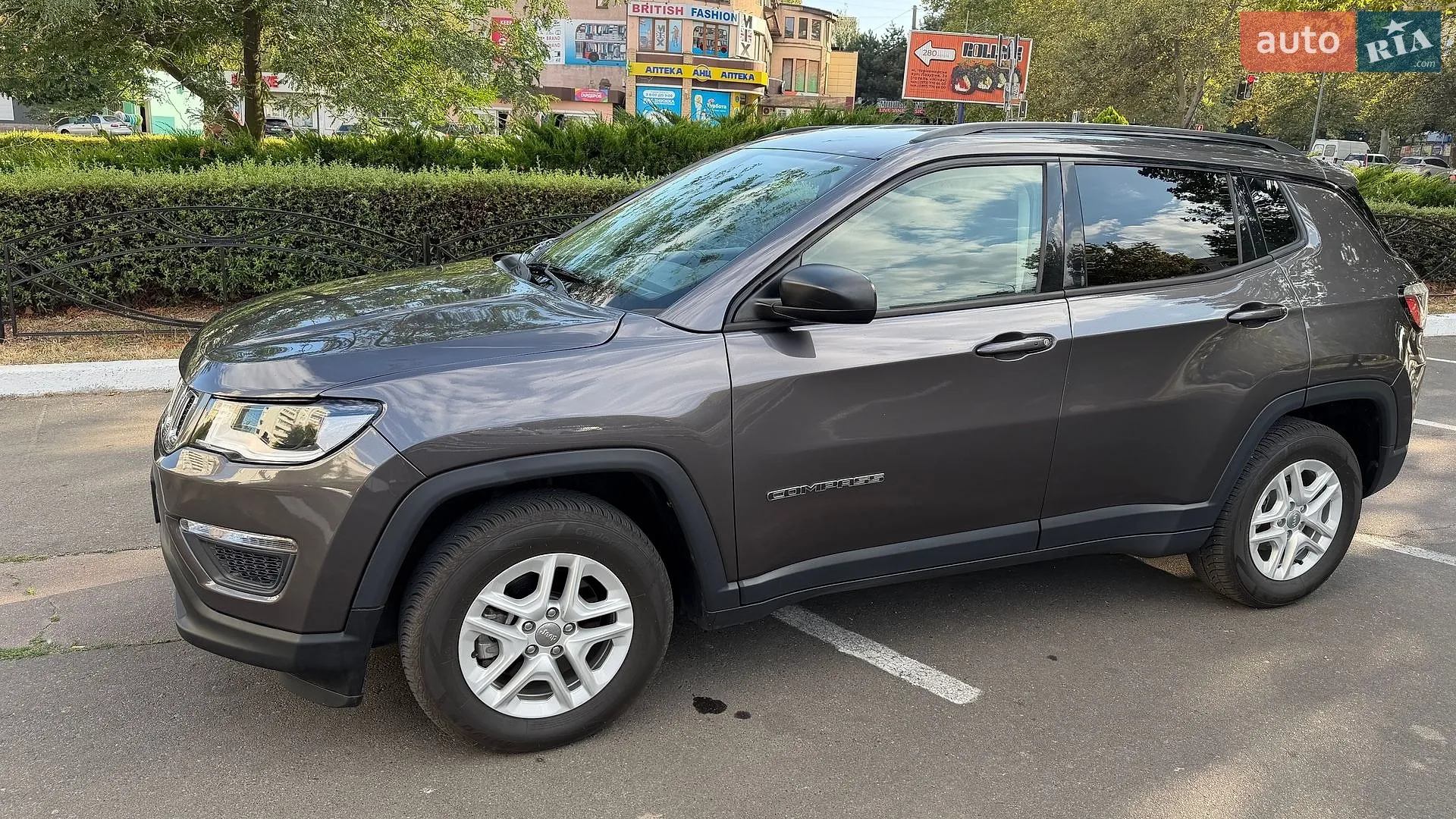 2017 Jeep Compass - мініатюра 3