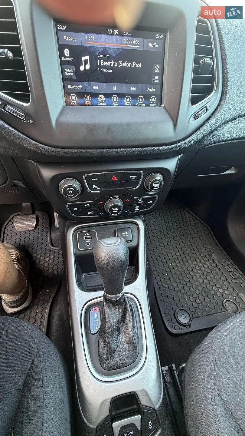 2017 Jeep Compass - мініатюра 16