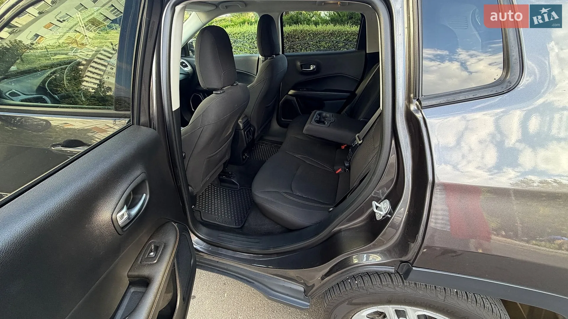 2017 Jeep Compass - мініатюра 18