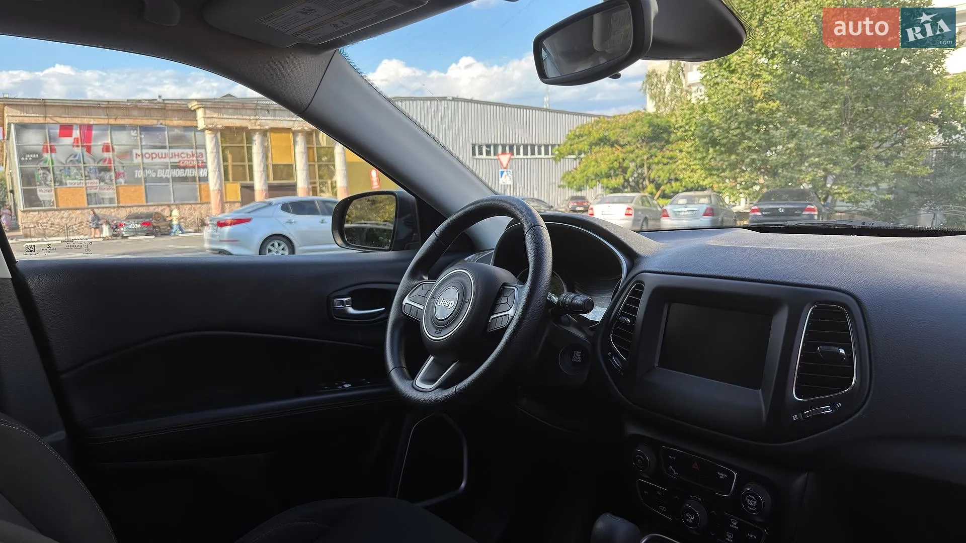 2017 Jeep Compass - мініатюра 28