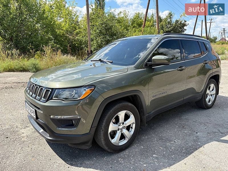 Внедорожник / Кроссовер Jeep Compass 2017 в Краснограде