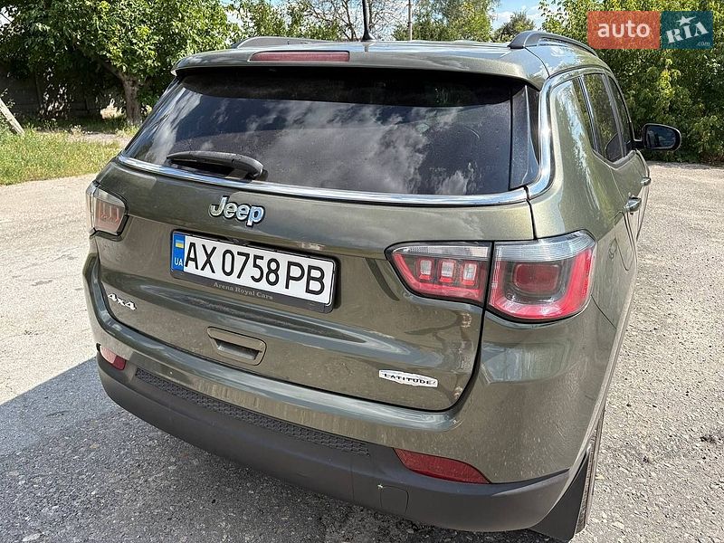 Позашляховик / Кросовер Jeep Compass 2017 в Краснограді