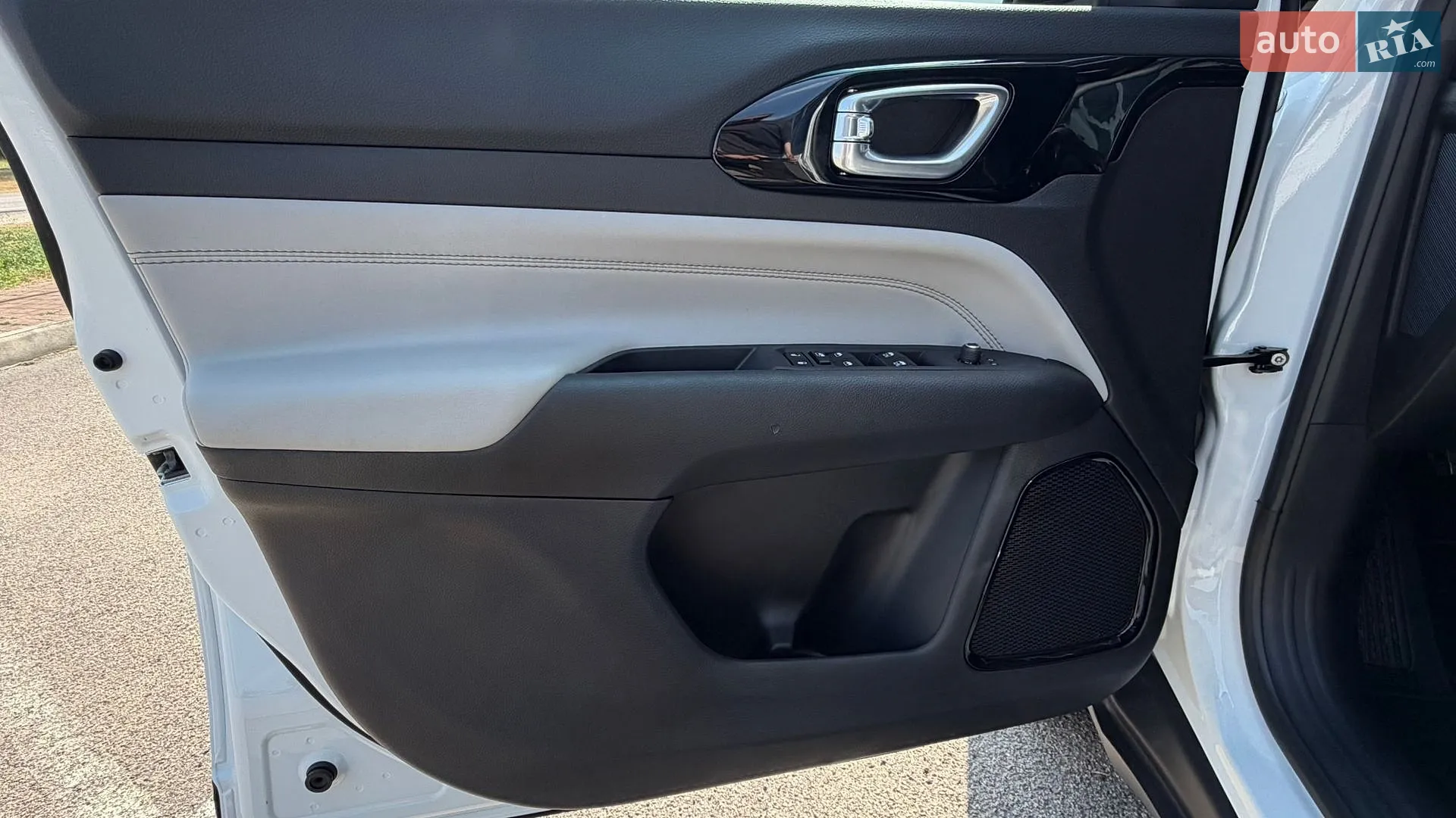 2025 Jeep Compass - мініатюра 19