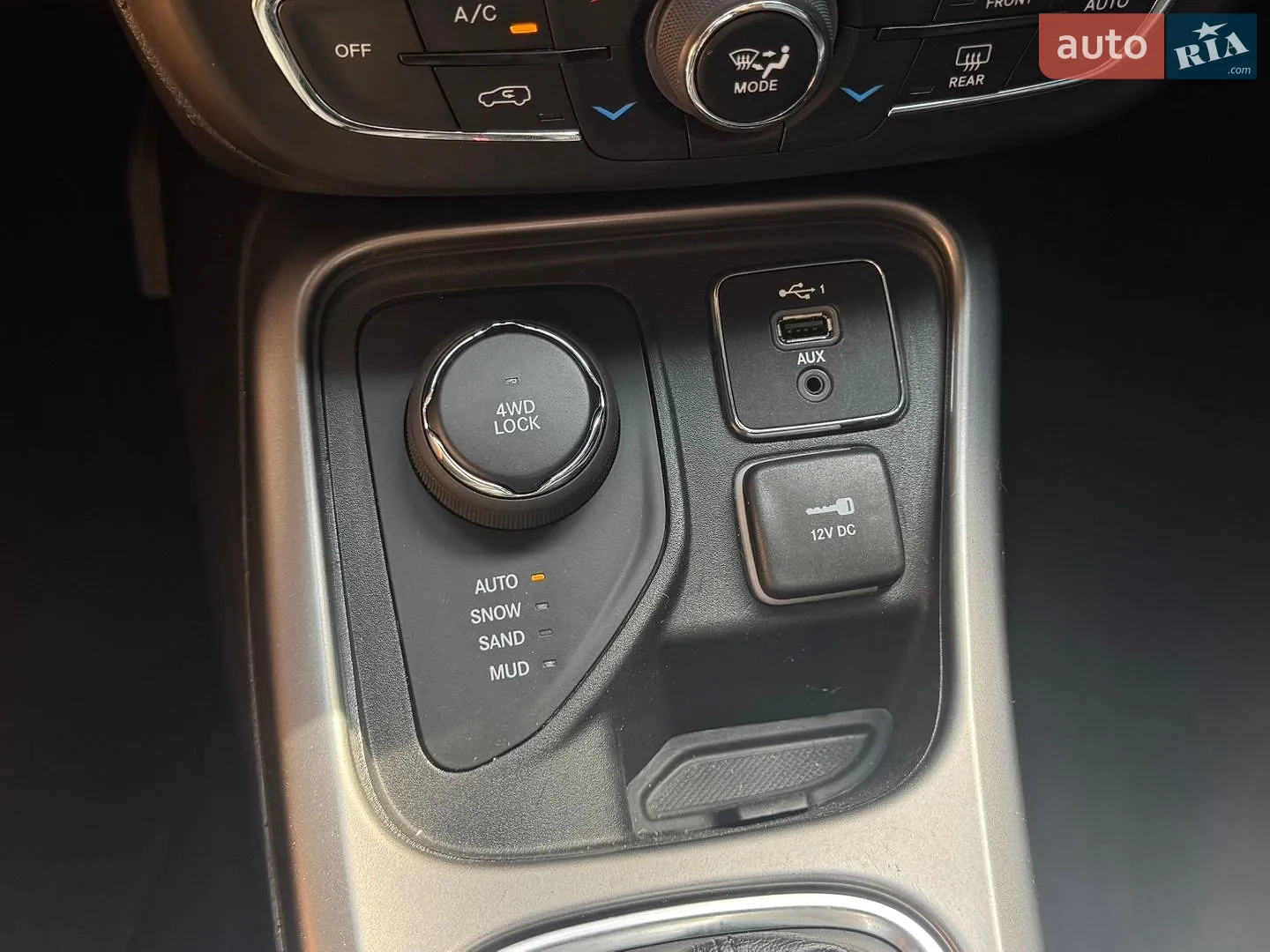 2021 Jeep Compass - мініатюра 27