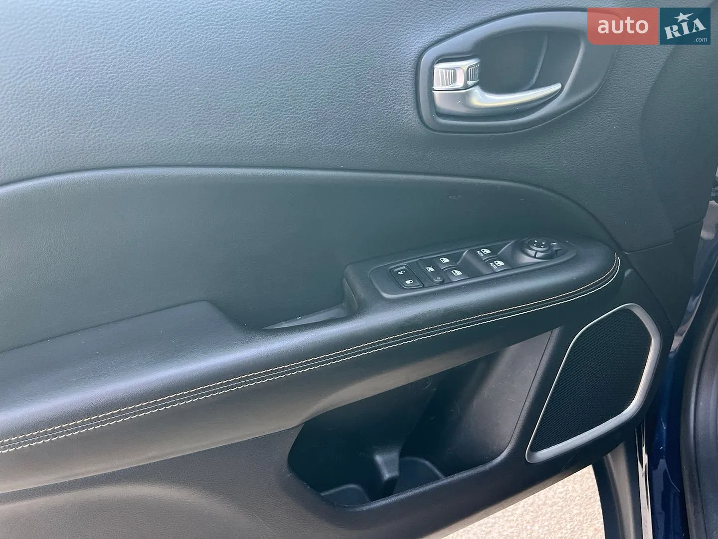 2019 Jeep Compass - мініатюра 43