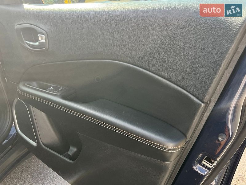 Внедорожник / Кроссовер Jeep Compass 2019 в Василькове