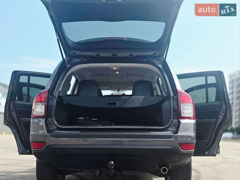 Позашляховик / Кросовер Jeep Compass 2015 в Києві