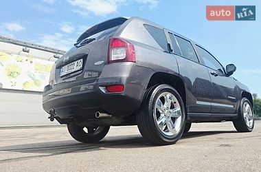 Позашляховик / Кросовер Jeep Compass 2015 в Києві