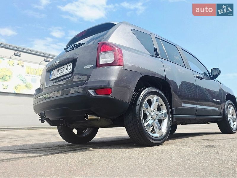Позашляховик / Кросовер Jeep Compass 2015 в Києві