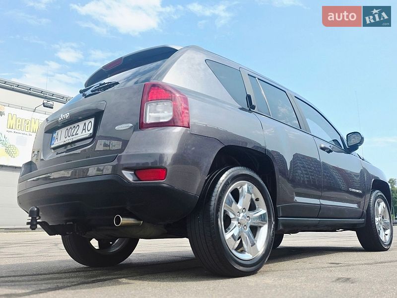Позашляховик / Кросовер Jeep Compass 2015 в Києві