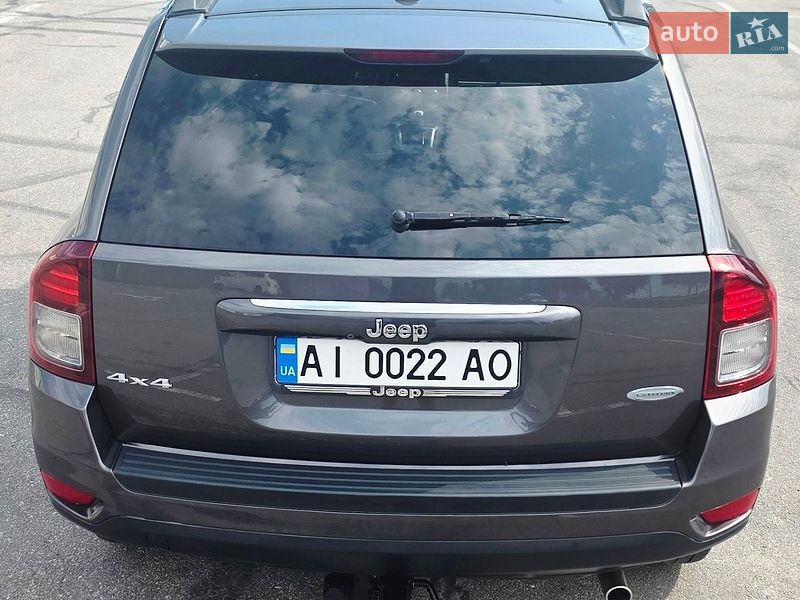 Позашляховик / Кросовер Jeep Compass 2015 в Києві