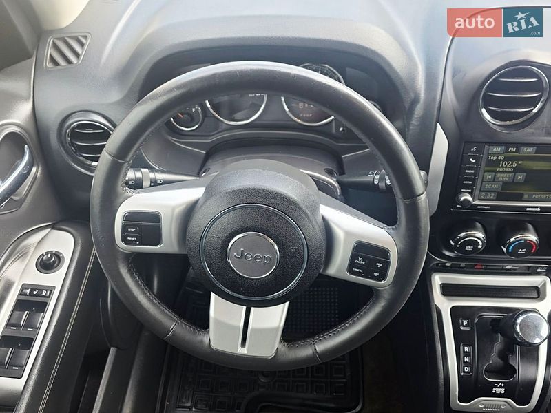 Позашляховик / Кросовер Jeep Compass 2015 в Києві