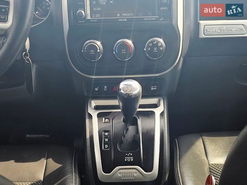 Позашляховик / Кросовер Jeep Compass 2015 в Києві