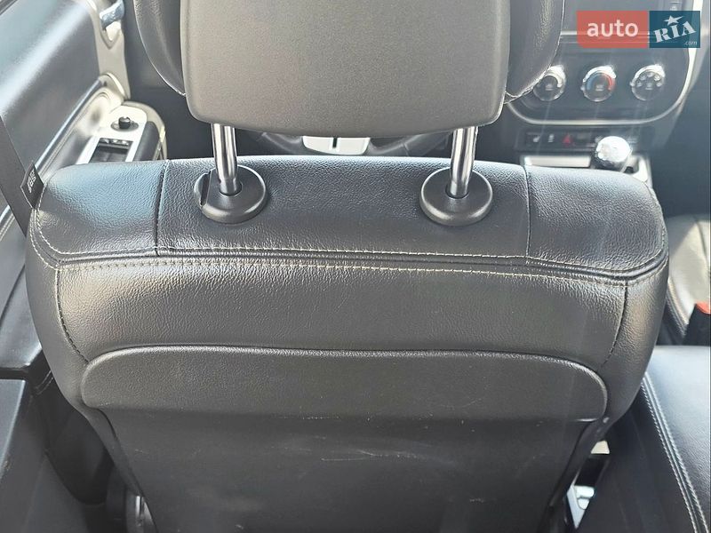 Позашляховик / Кросовер Jeep Compass 2015 в Києві