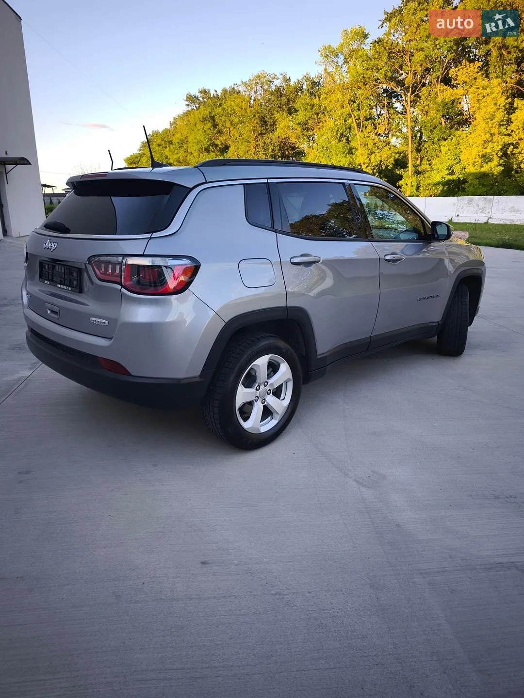 2020 Jeep Compass - мініатюра 17