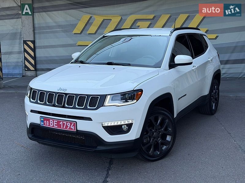 Внедорожник / Кроссовер Jeep Compass 2019 в Киеве