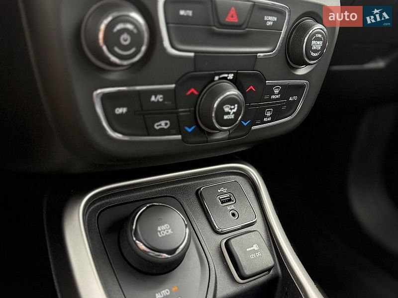 Внедорожник / Кроссовер Jeep Compass 2018 в Сумах