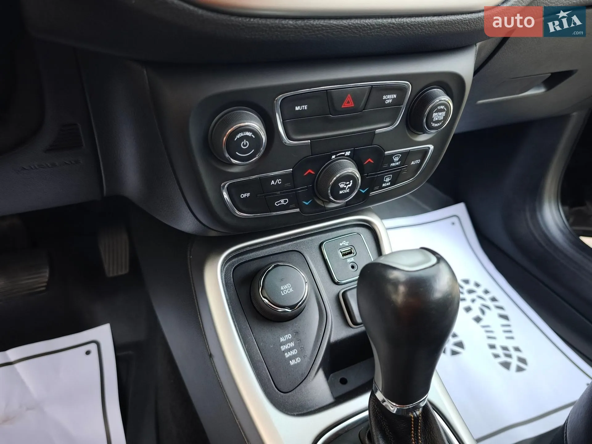 2019 Jeep Compass - мініатюра 25