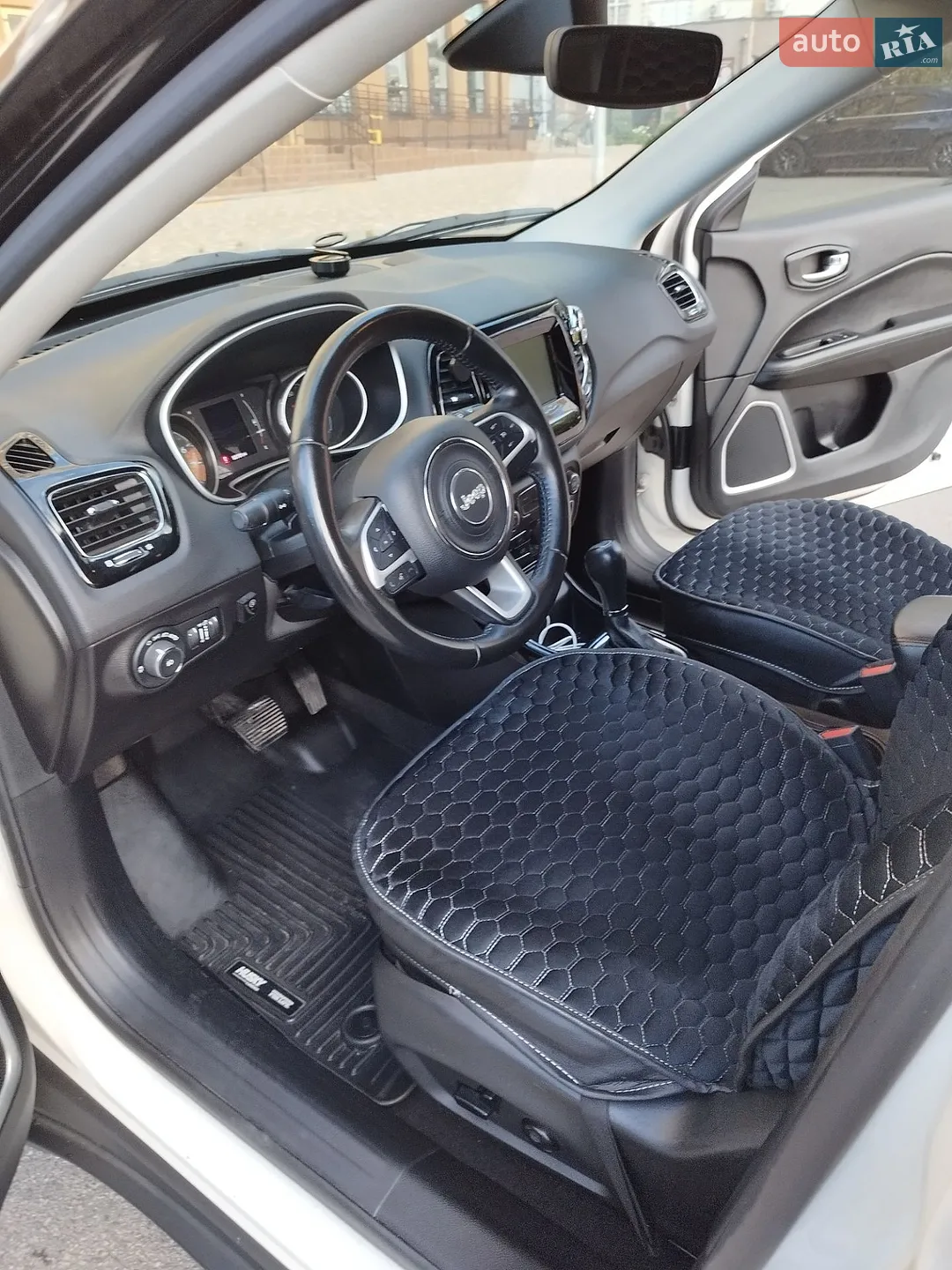 2020 Jeep Compass - мініатюра 4