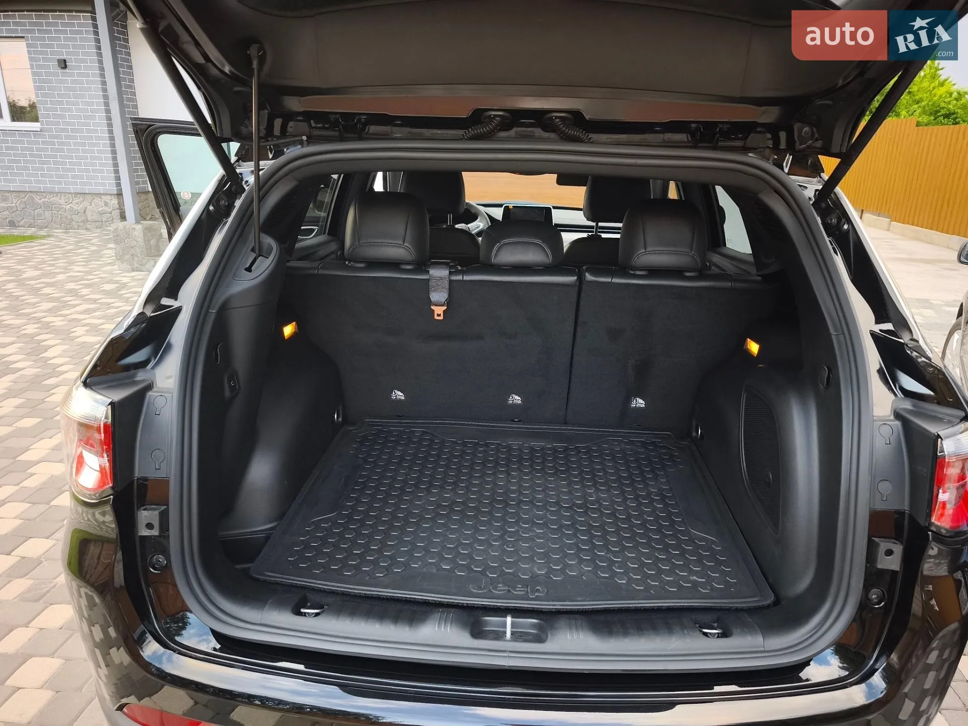 2024 Jeep Compass - мініатюра 16